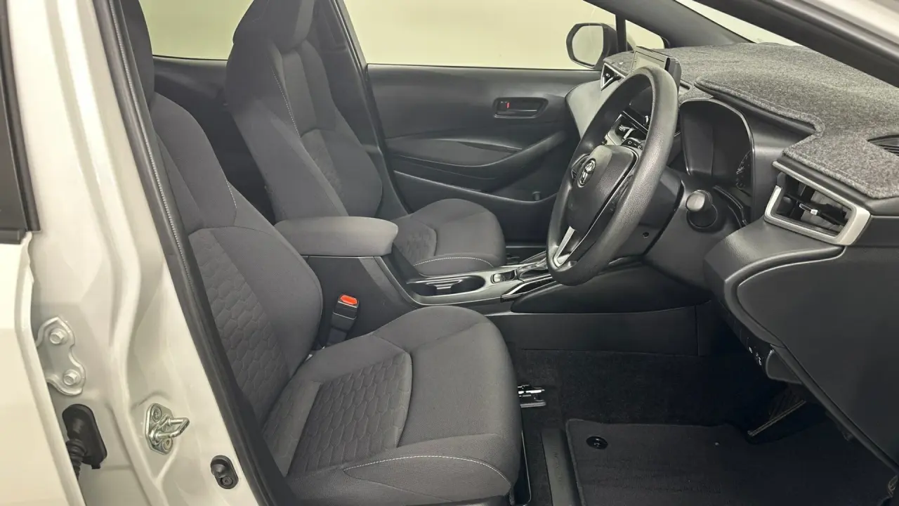 2022 Toyota Corolla Gallery Image 14