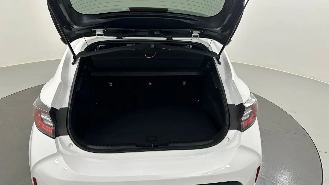 2022 Toyota Corolla Gallery Image 16