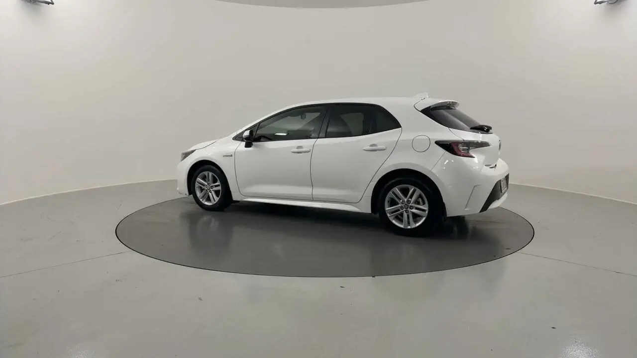 2022 Toyota Corolla Gallery Image 3