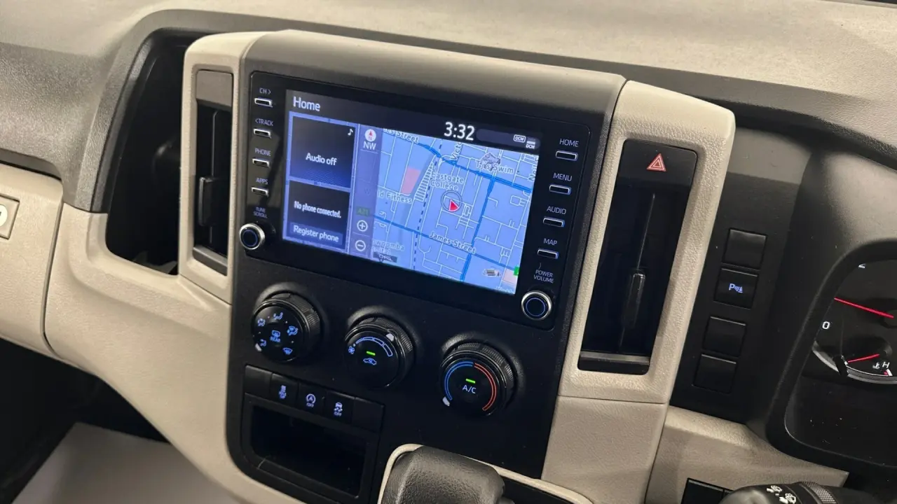 2022 Toyota HiAce Gallery Image 11