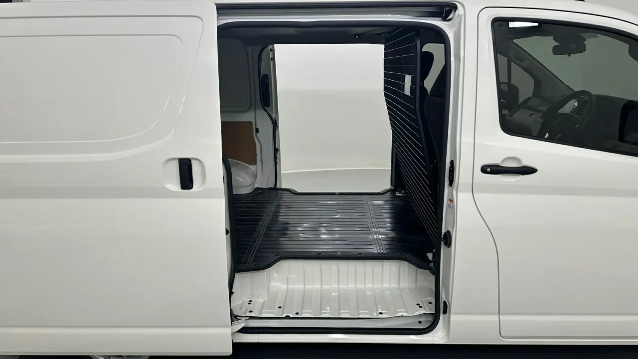 2022 Toyota HiAce Gallery Image 16