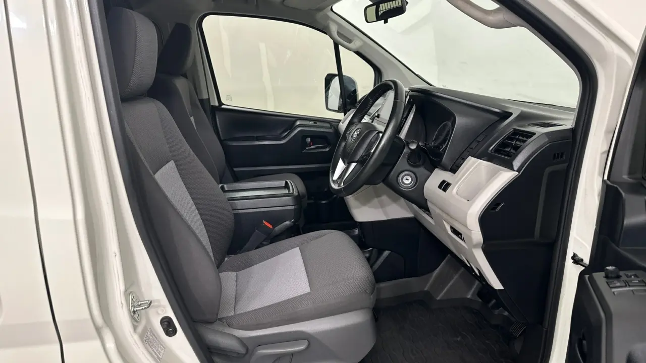 2022 Toyota HiAce Gallery Image 18