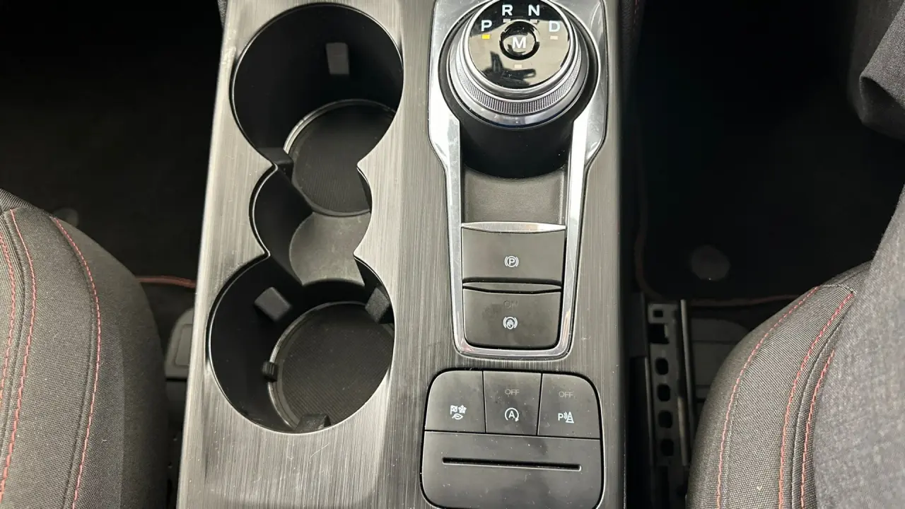 2021 Ford Escape Gallery Image 11
