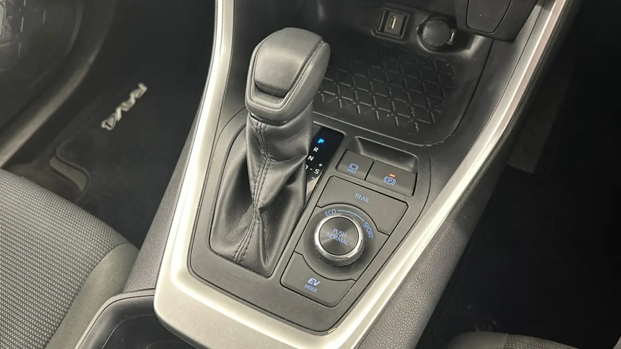 2022 Toyota RAV4 Gallery Image 12