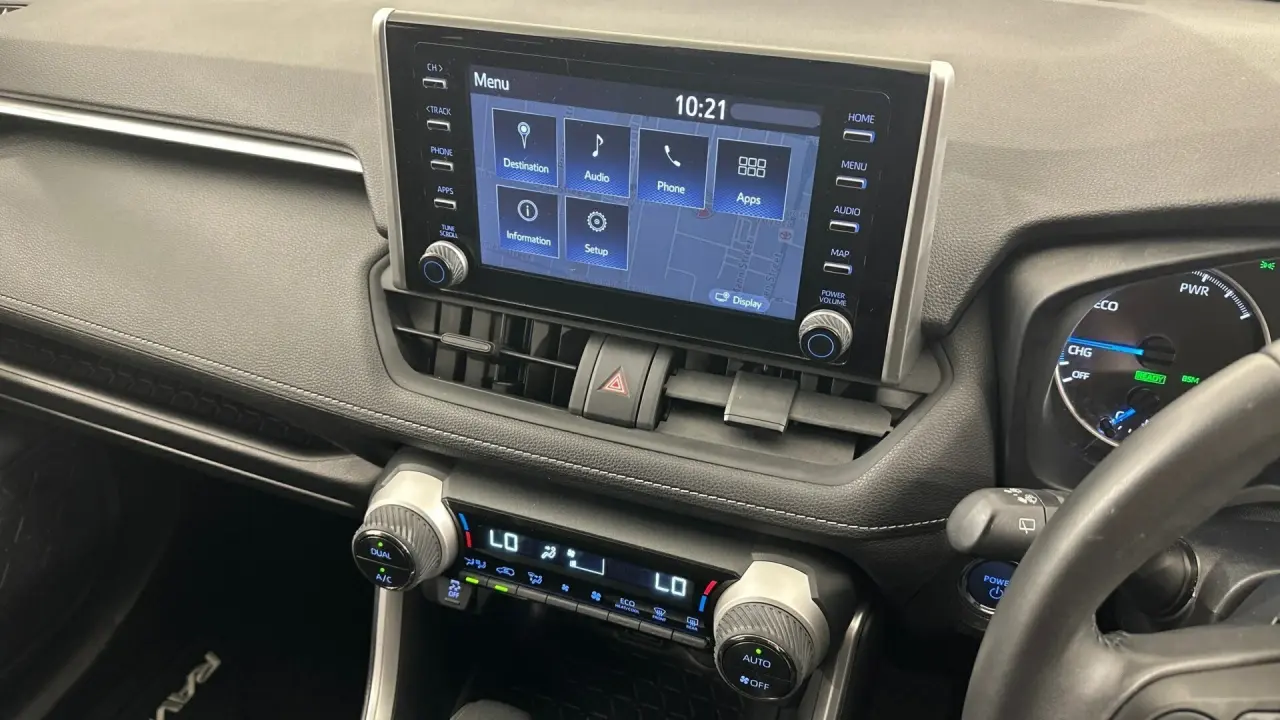 2022 Toyota RAV4 Gallery Image 13