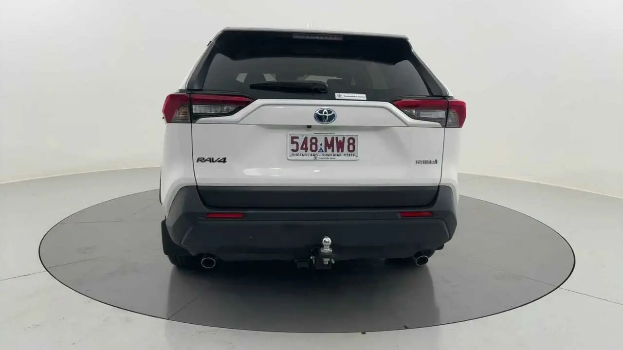 2022 Toyota RAV4 Gallery Image 4