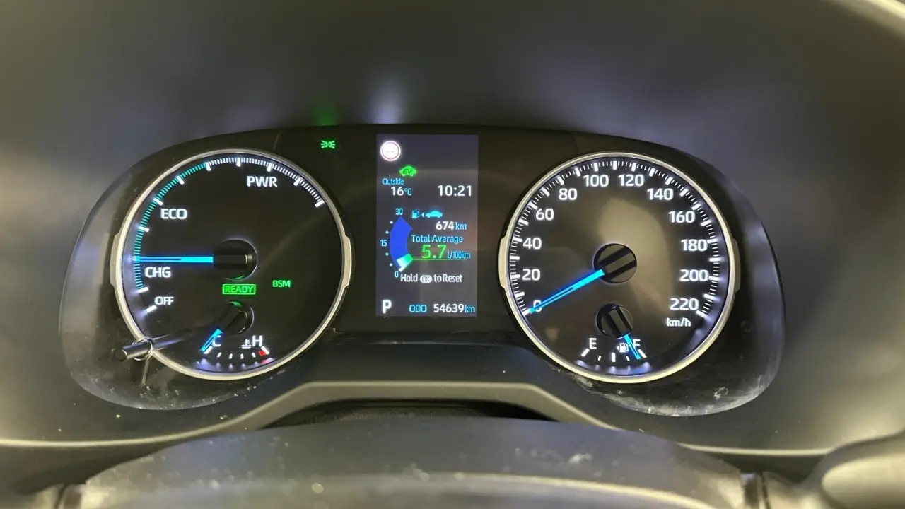 2022 Toyota RAV4 Gallery Image 9