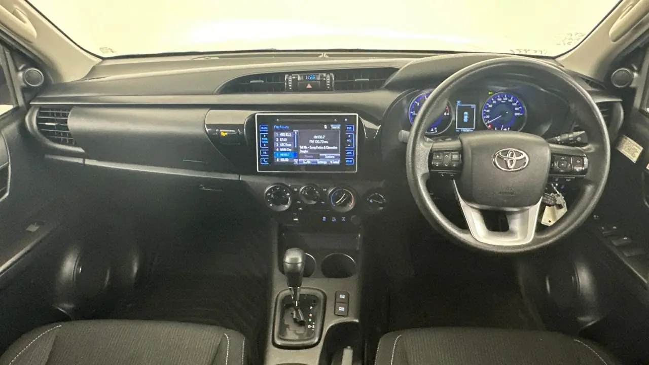 2020 Toyota Hilux Gallery Image 10