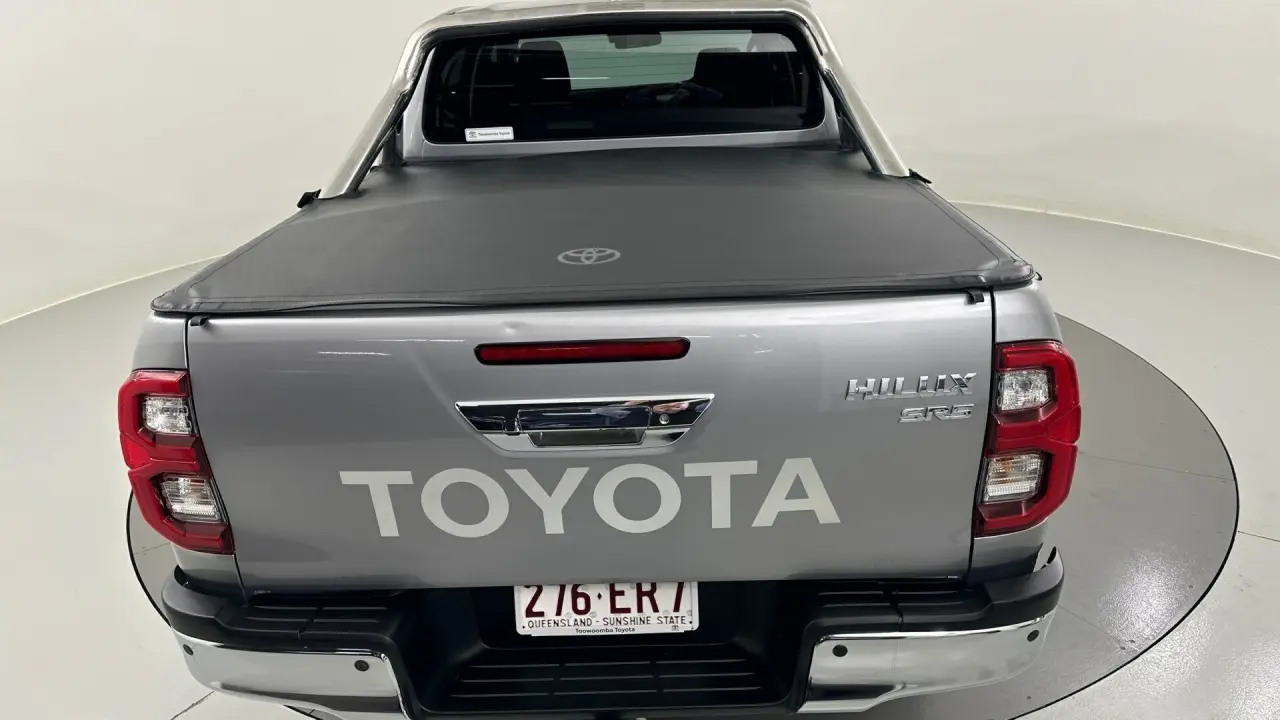 2022 Toyota Hilux Gallery Image 16