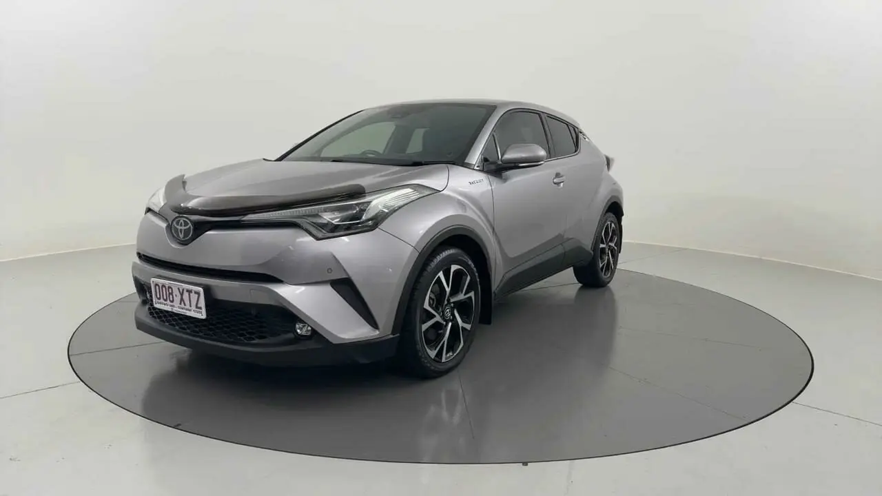 2017 Toyota C-HR Gallery Image 1