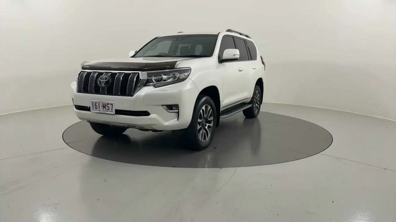 2021 Toyota Landcruiser Prado Gallery Image 1