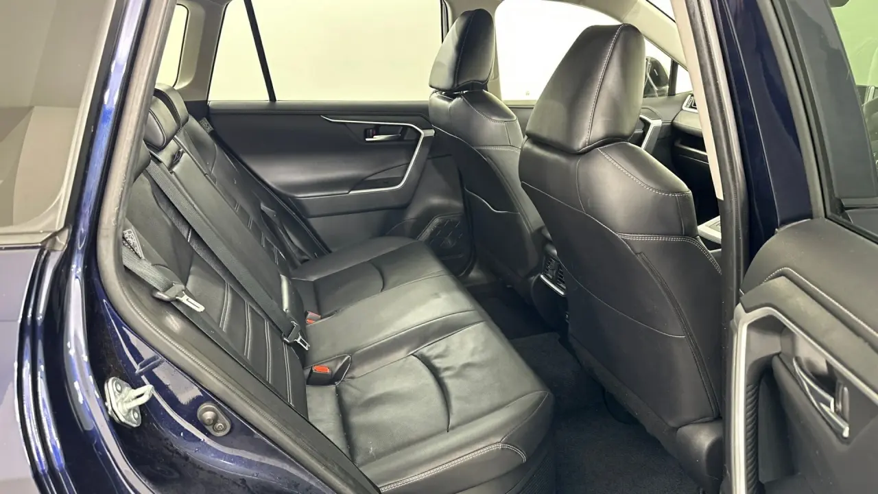 2021 Toyota RAV4 Gallery Image 14
