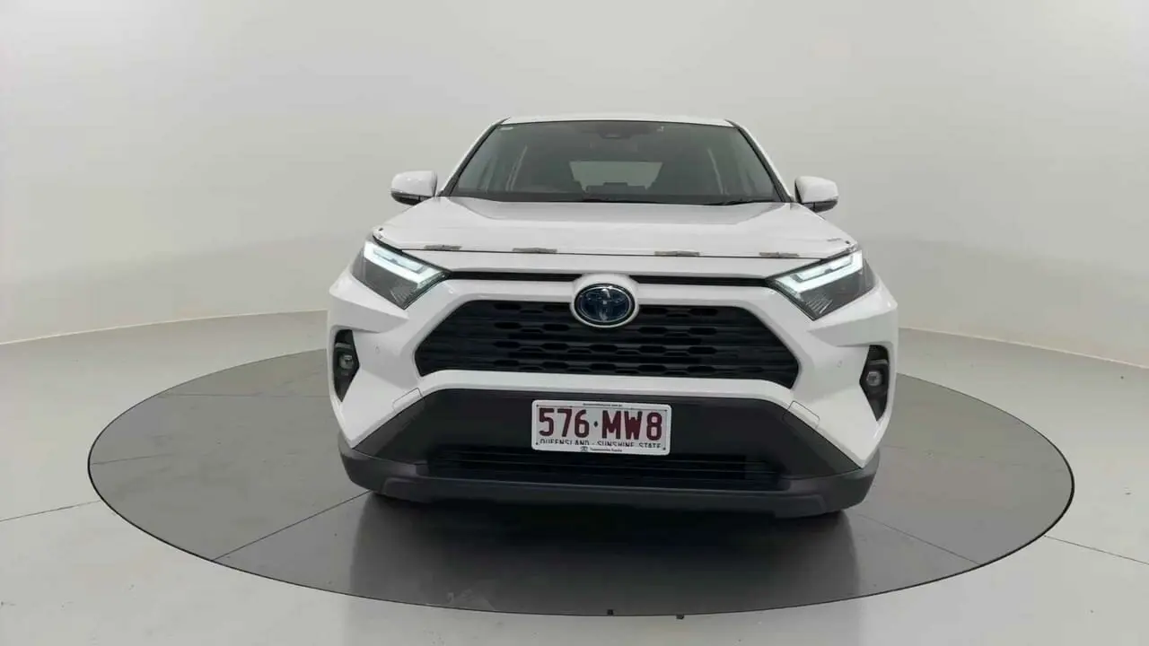 2022 Toyota RAV4 Gallery Image 8