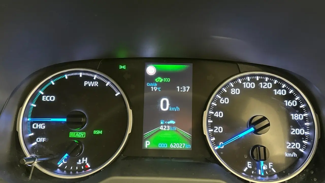 2022 Toyota RAV4 Gallery Image 9