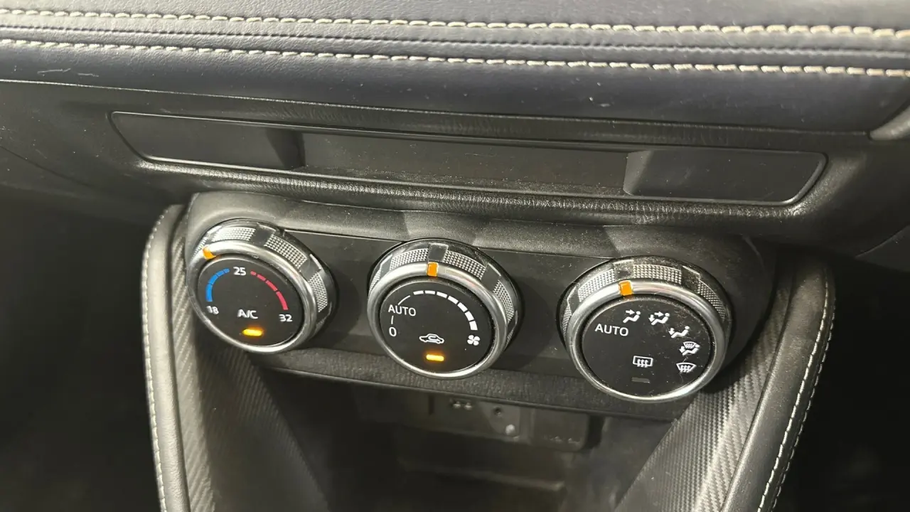 2022 Mazda 2 Gallery Image 14