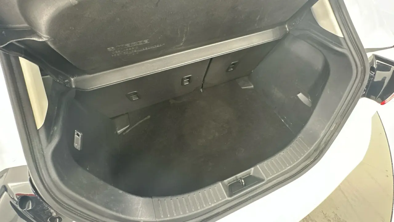 2022 Mazda 2 Gallery Image 18
