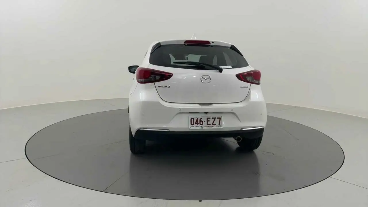 2022 Mazda 2 Gallery Image 4