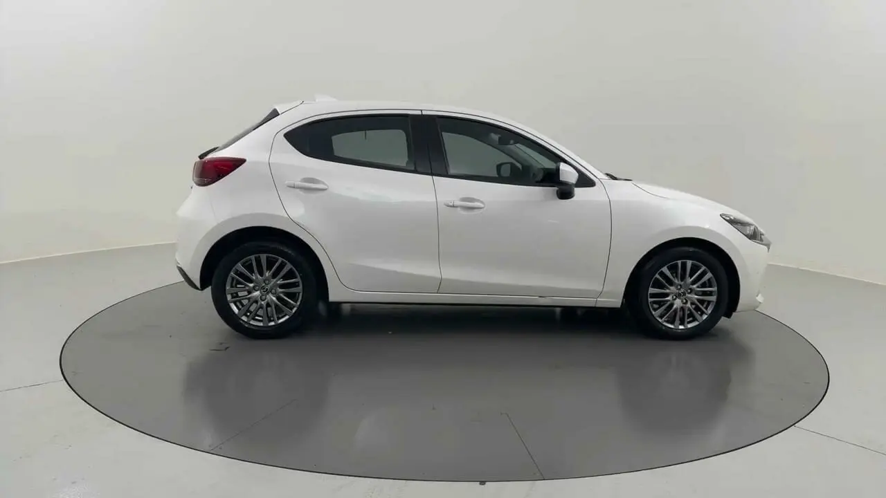 2022 Mazda 2 Gallery Image 6