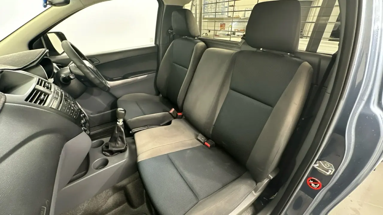 2017 Mazda BT-50 Gallery Image 17