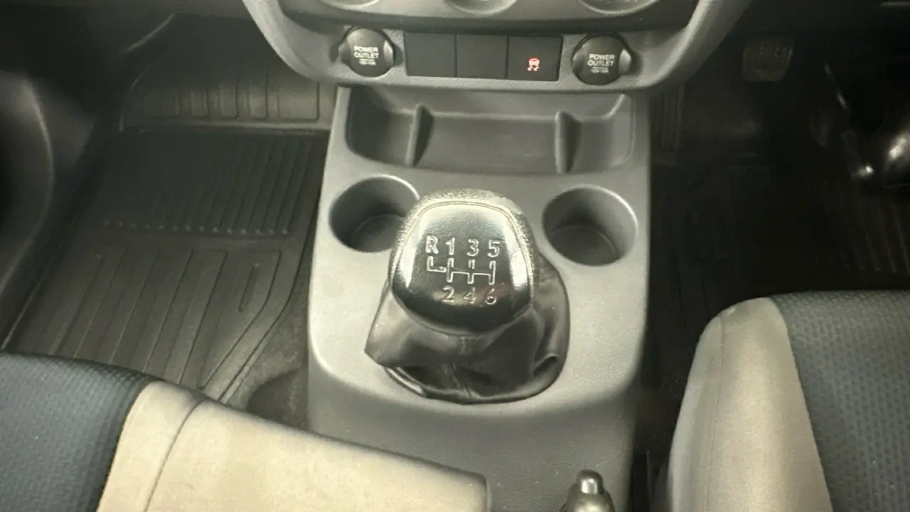 2017 Mazda BT-50 Gallery Image 9
