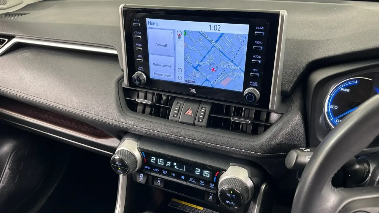 2020 Toyota RAV4 Gallery Image 11
