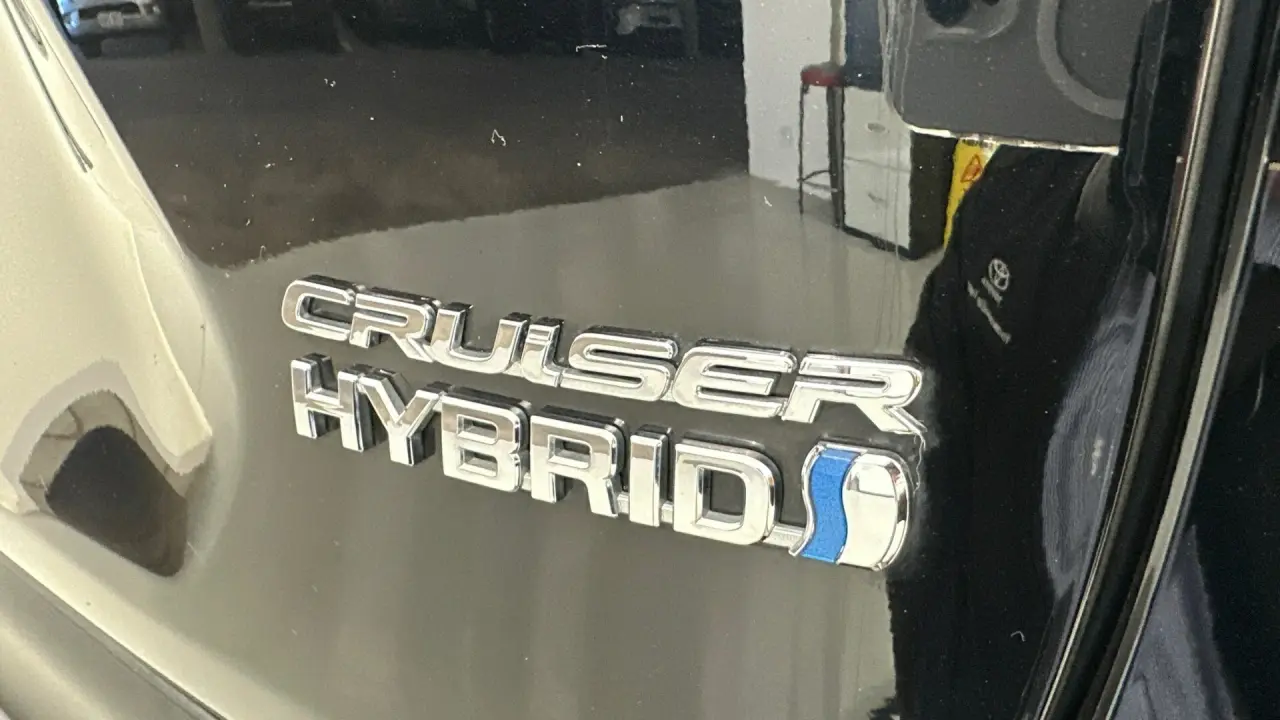 2020 Toyota RAV4 Gallery Image 20