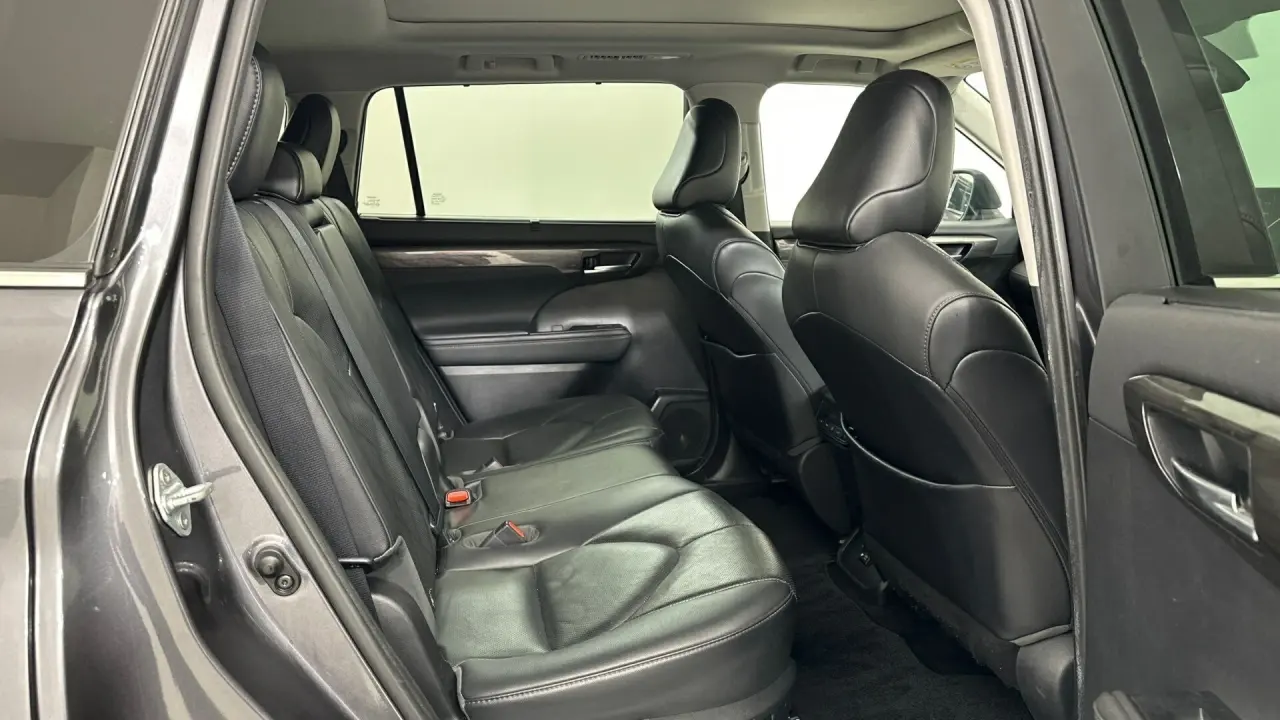 2021 Toyota Kluger Gallery Image 12