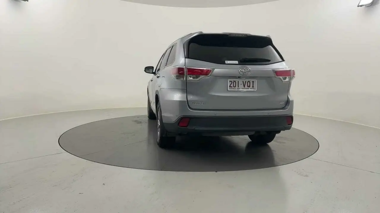 2014 Toyota Kluger Gallery Image 4