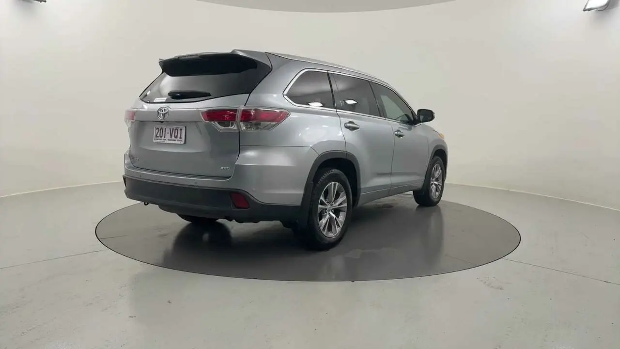 2014 Toyota Kluger Gallery Image 5