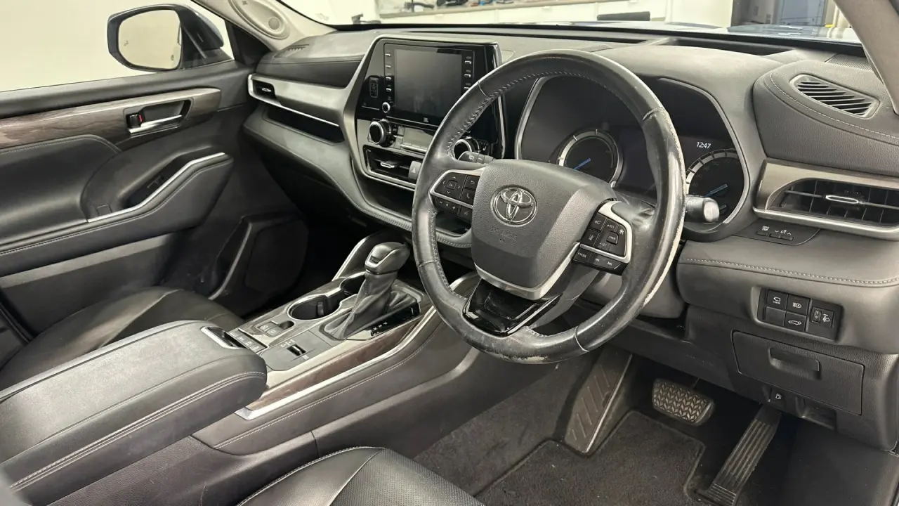 2022 Toyota Kluger Gallery Image 17