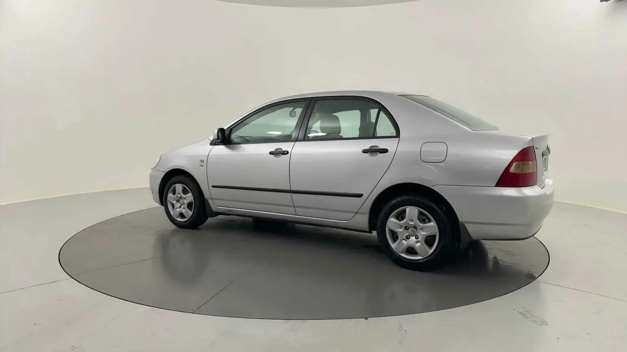 2004 Toyota Corolla Gallery Image 3