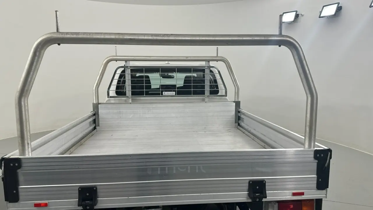 2022 Toyota Hilux Gallery Image 5