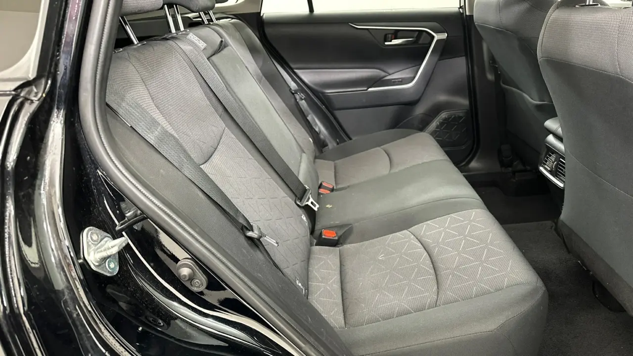 2022 Toyota RAV4 Gallery Image 14