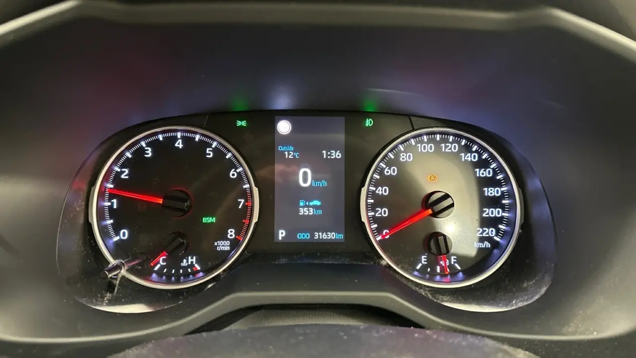 2022 Toyota RAV4 Gallery Image 9