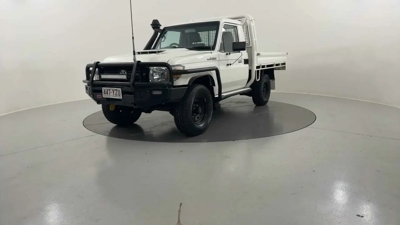 2019 Toyota Landcruiser Gallery Image 1