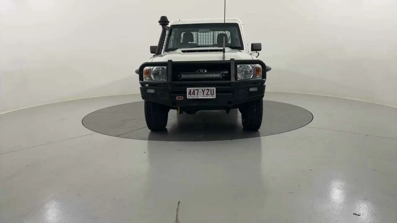 2019 Toyota Landcruiser Gallery Image 8