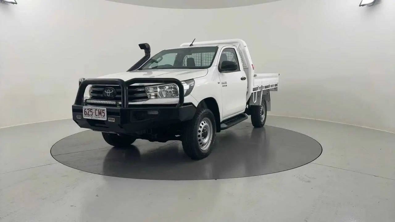2019 Toyota Hilux Gallery Image 1
