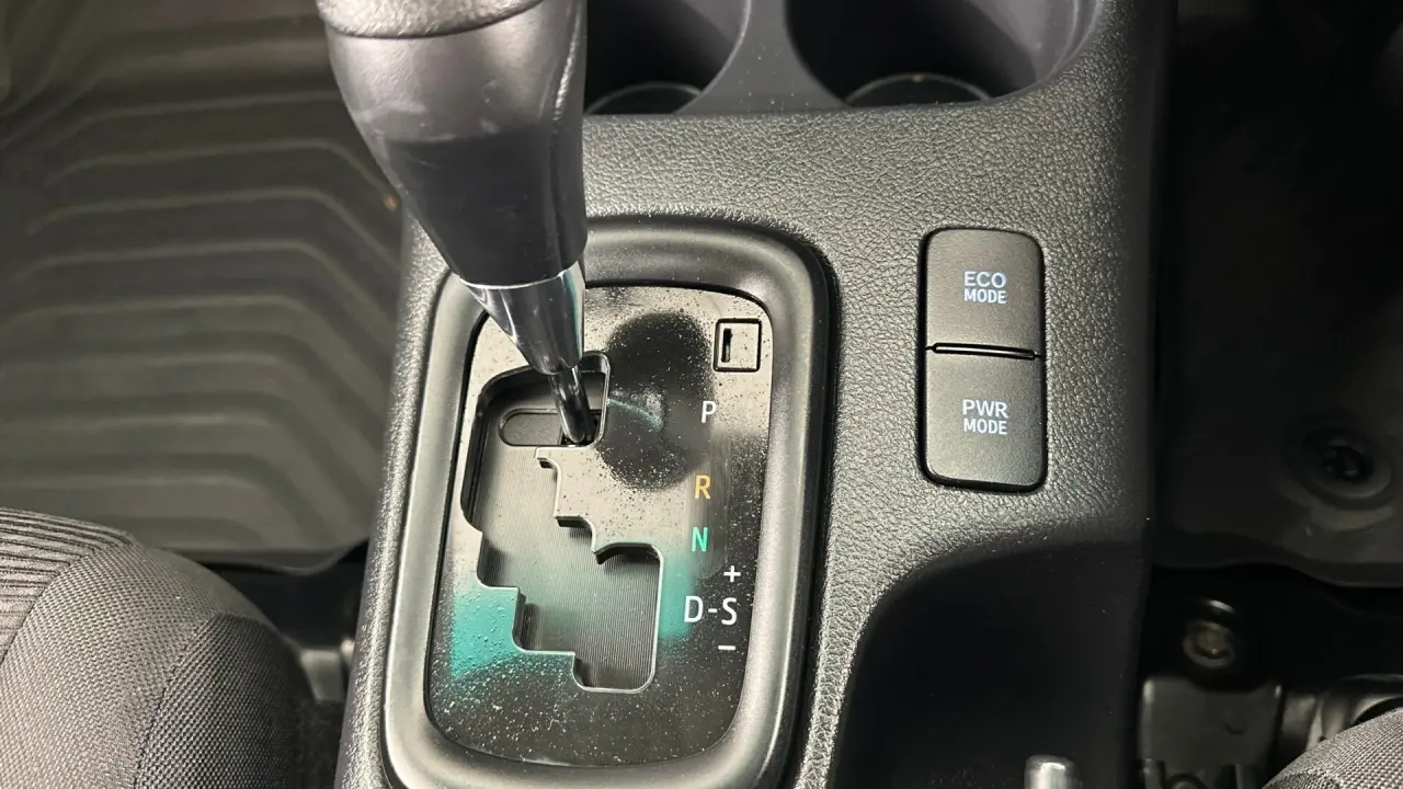 2019 Toyota Hilux Gallery Image 13