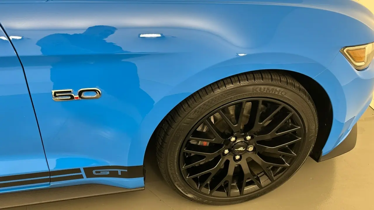 2017 Ford Mustang Gallery Image 24