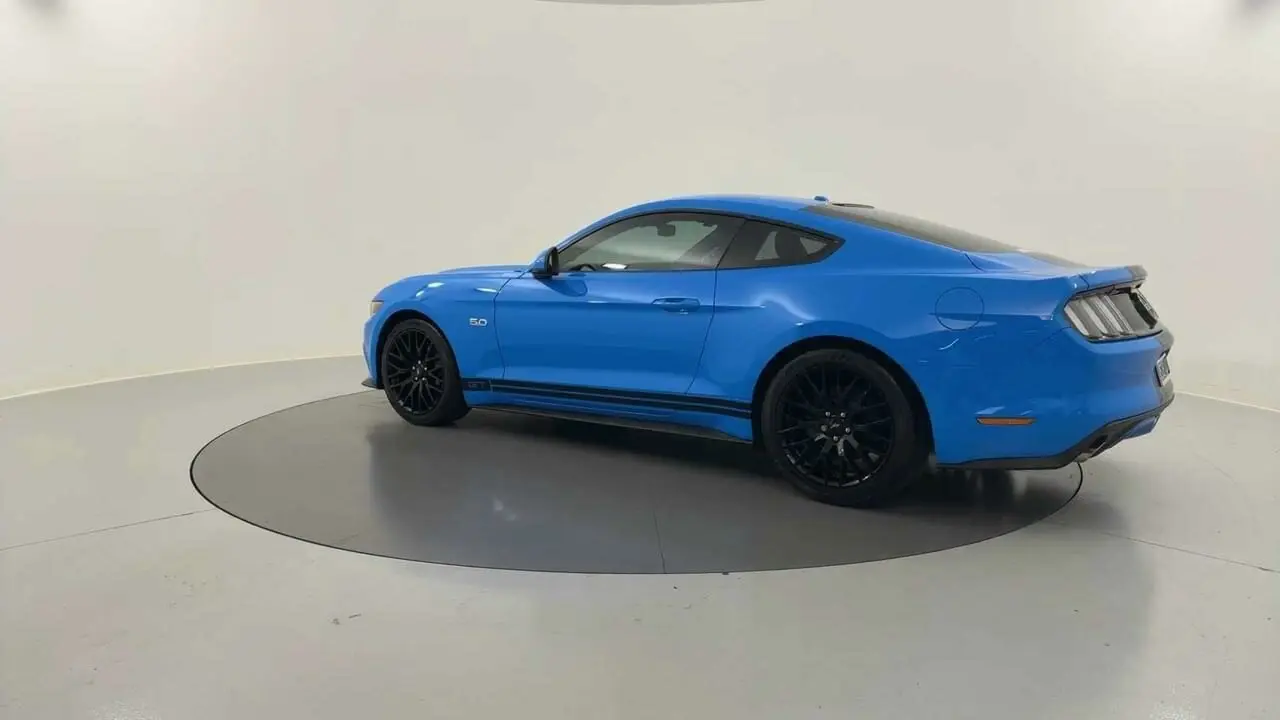 2017 Ford Mustang Gallery Image 3