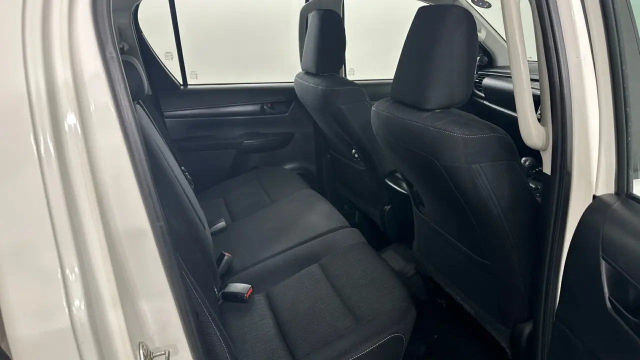 2021 Toyota Hilux Gallery Image 14