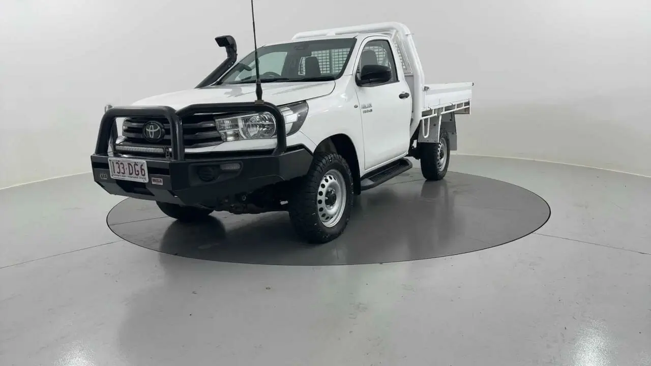 2021 Toyota Hilux Gallery Image 1