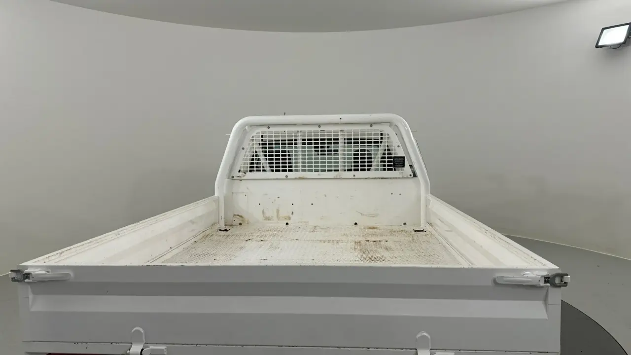 2021 Toyota Hilux Gallery Image 20