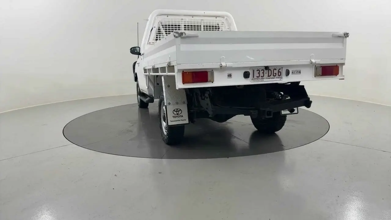 2021 Toyota Hilux Gallery Image 4