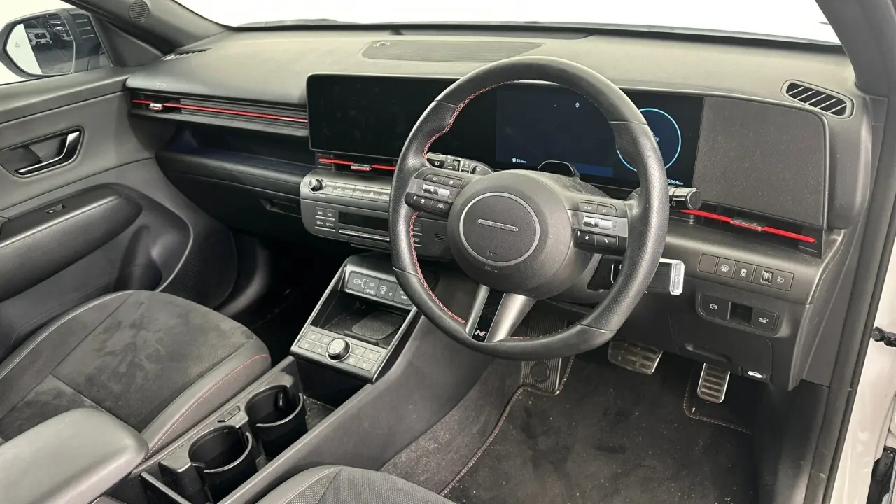 2023 Hyundai Kona Gallery Image 14
