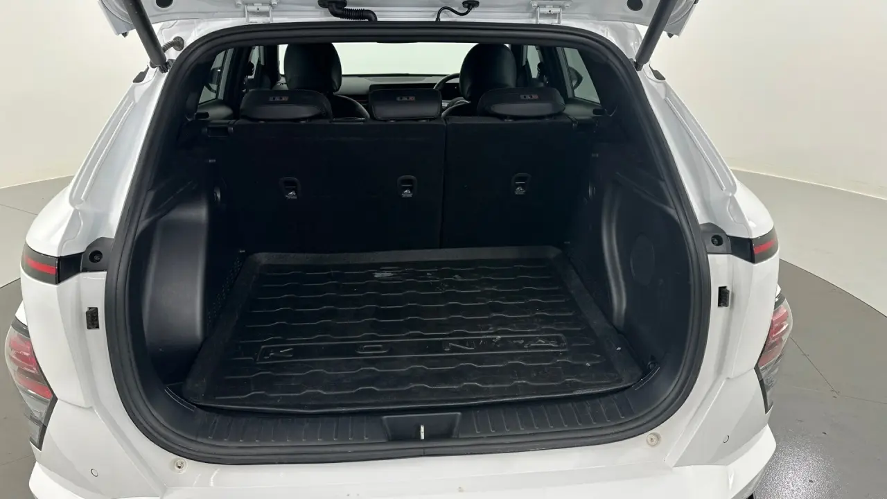2023 Hyundai Kona Gallery Image 17