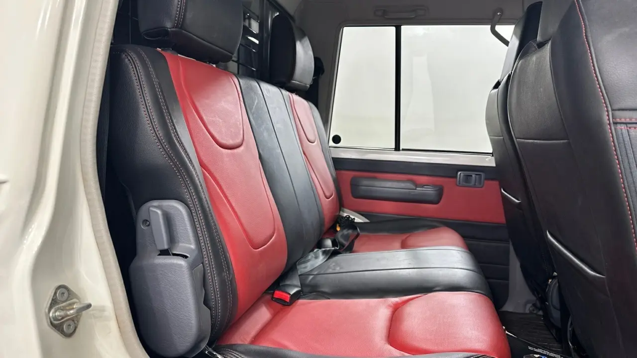 2021 Toyota Landcruiser 70 Series Gallery Image 15