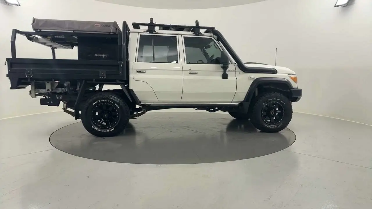 2021 Toyota Landcruiser 70 Series Gallery Image 6