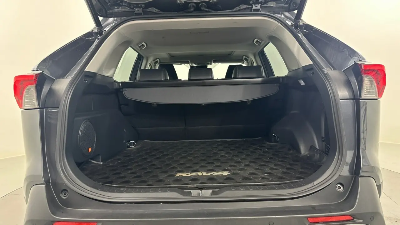 2021 Toyota RAV4 Gallery Image 22