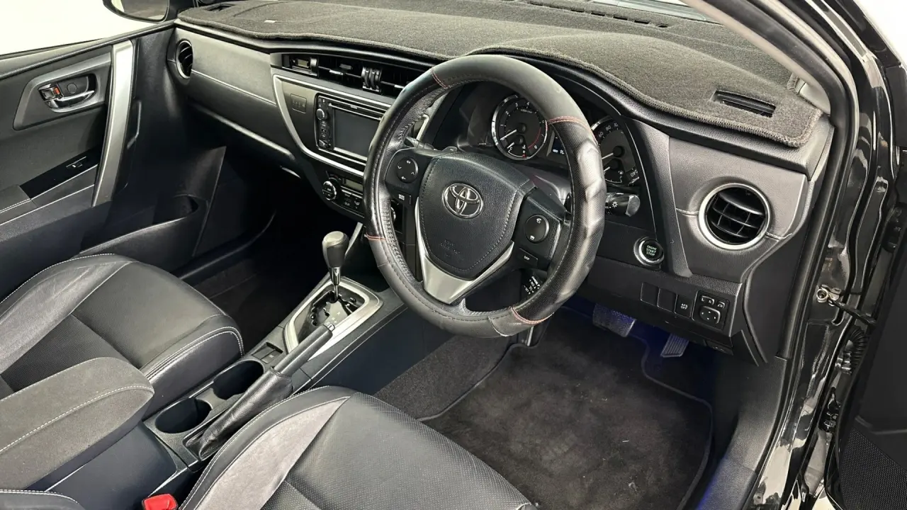 2014 Toyota Corolla Gallery Image 10